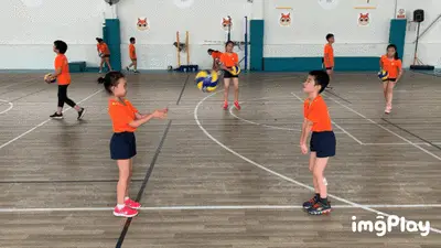 LPL冠军中单晚节不保！单局1-8刷新下限，观众喊话官方：严查账户